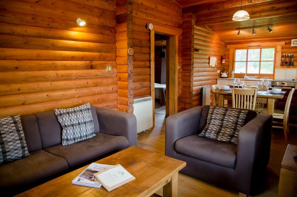 Bynack Villa Aviemore Room photo